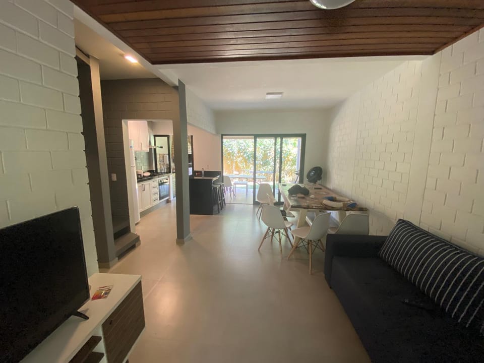 Paúba · Paúba Beach House -Em lindo condomínio c/ piscina House in São Sebastião