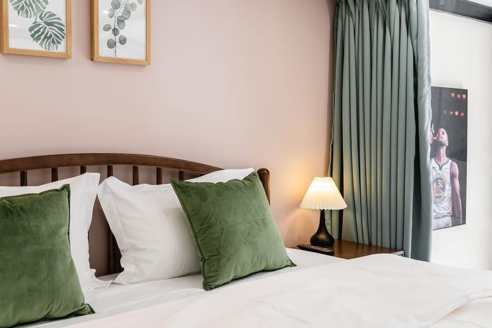 Cozy apartment best location 48 Bed and Breakfast in Shanghai