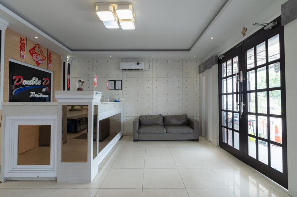 Living room, Lobby or reception