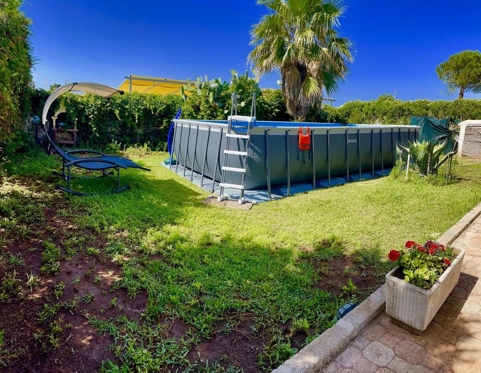 Garden, Swimming pool, Breakfast
