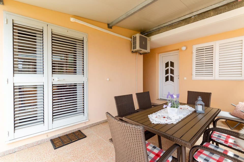 Apartments Daniela Apartment in Dubrovnik-Neretva County