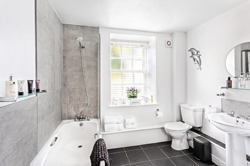 The Old Toffee Works, Montpellier Quarter, Next to Pump Rooms FREE PARKING Apartment in Harrogate