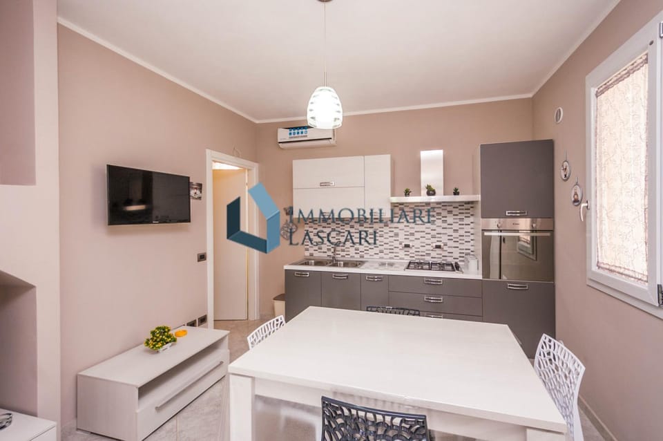 Food close-up, Kitchen or kitchenette, Photo of the whole room, Dining area, Communal kitchen, Lunch, Lunch, stove, stove, kitchen, kitchen