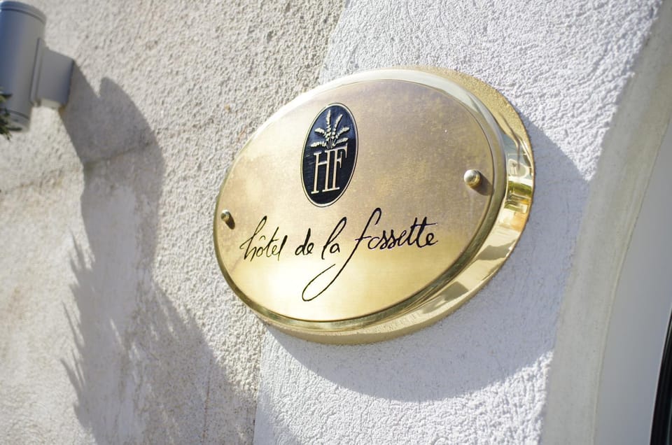 Property logo or sign
