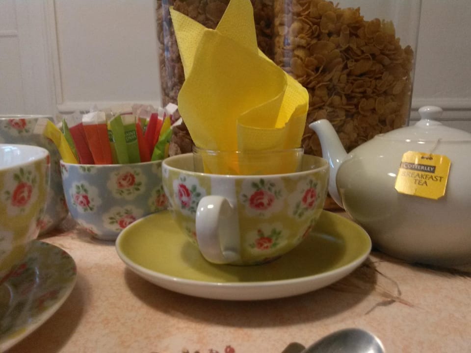 Dining area, Breakfast