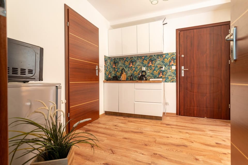 Kitchen or kitchenette, pet friendly, stove