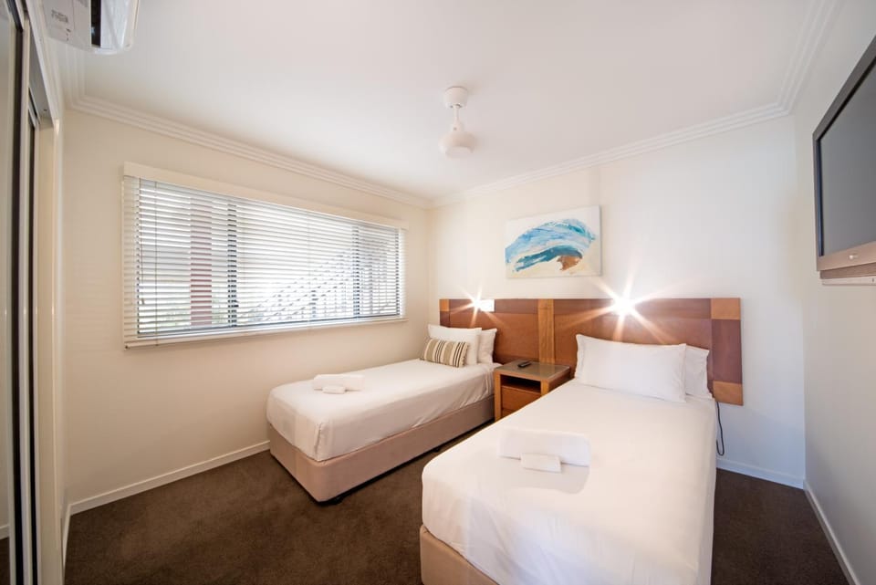 Pinnacles Apartment in Airlie Beach