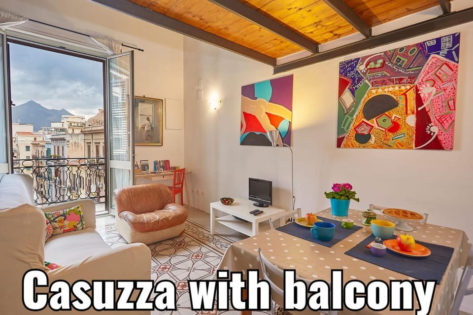 Living room, Seating area, Mountain view