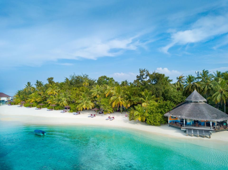 Property building, Natural landscape, Beach