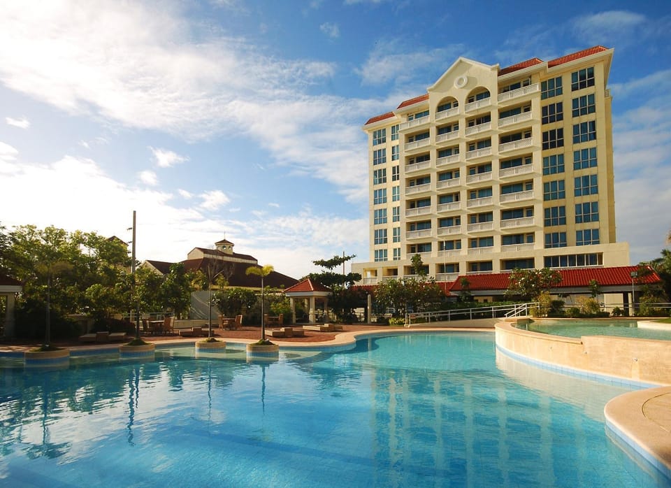 Property building, Day, On site, Swimming pool