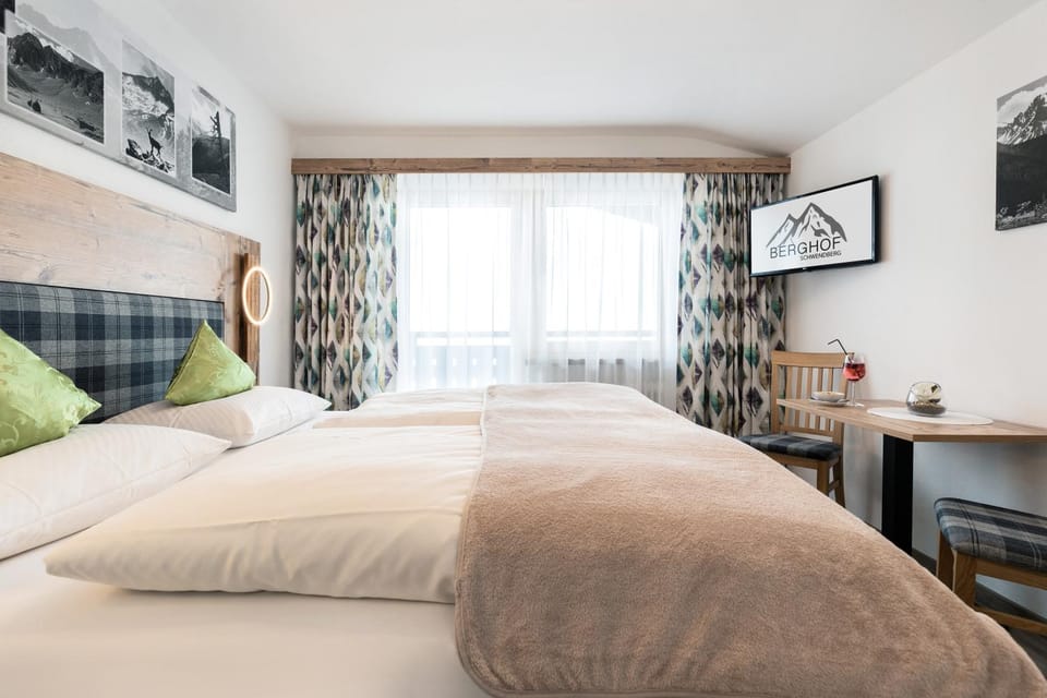Gasthof Pension Berghof Bed and Breakfast in Tyrol