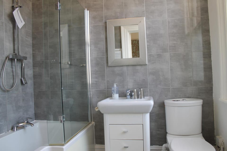 The Wimbledon Hotel Bed and Breakfast in London