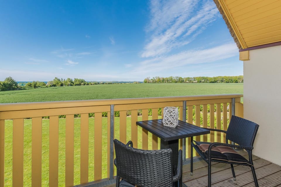 Summer, Garden, Garden, View (from property/room), Balcony/Terrace, Garden view, Lake view, Sea view, Sea view