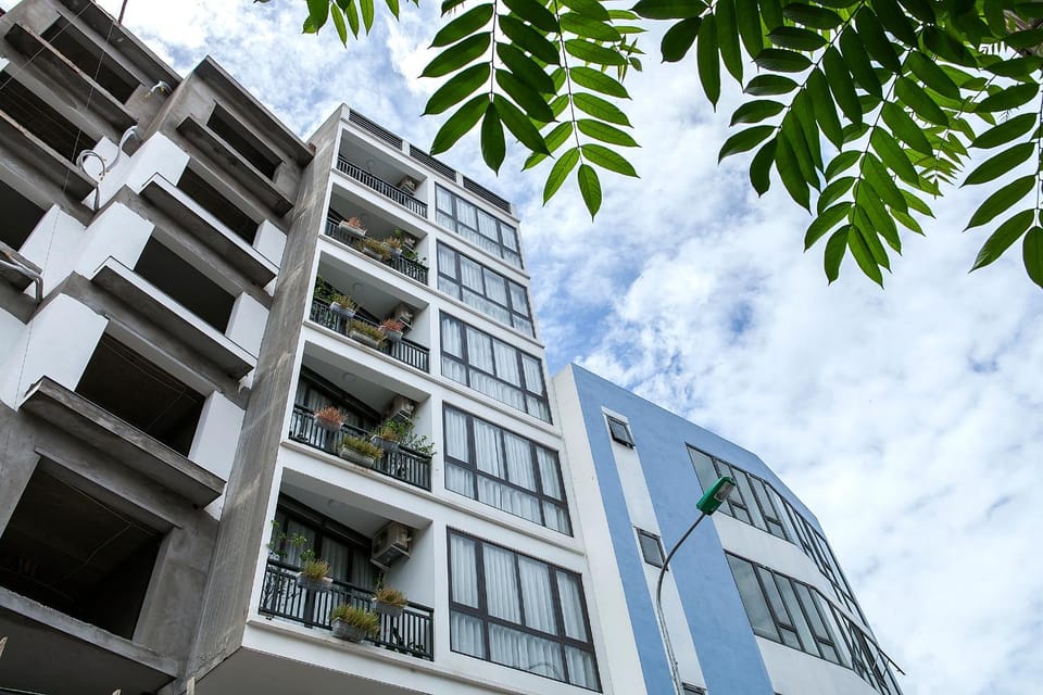 Property building, Day