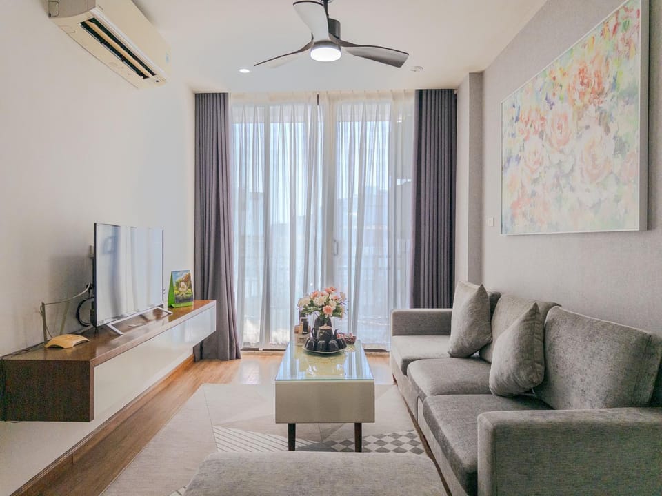 TV and multimedia, Balcony/Terrace, Living room, Seating area