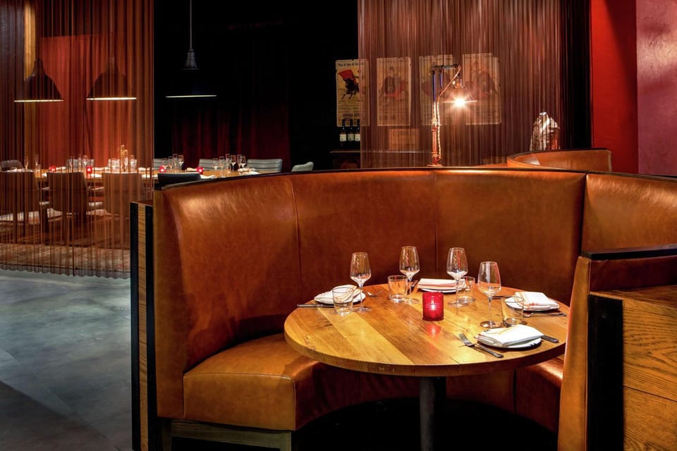 Restaurant/places to eat, Restaurant/places to eat, Breakfast
