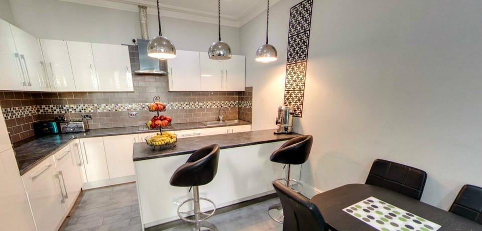 Dining area, Continental breakfast