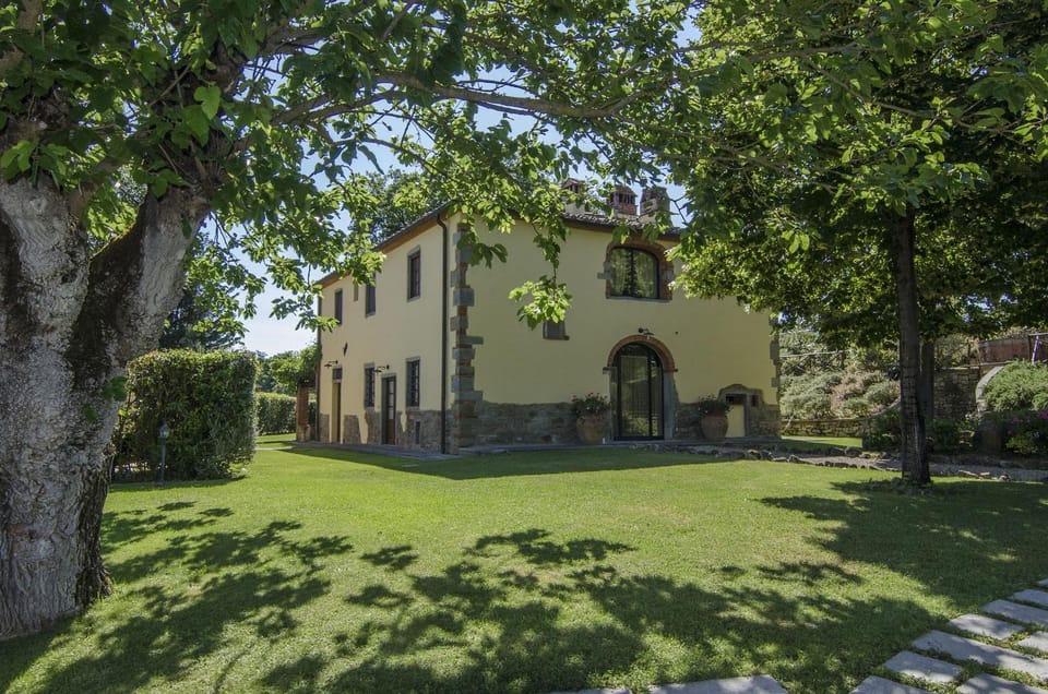 Facade/entrance, Garden