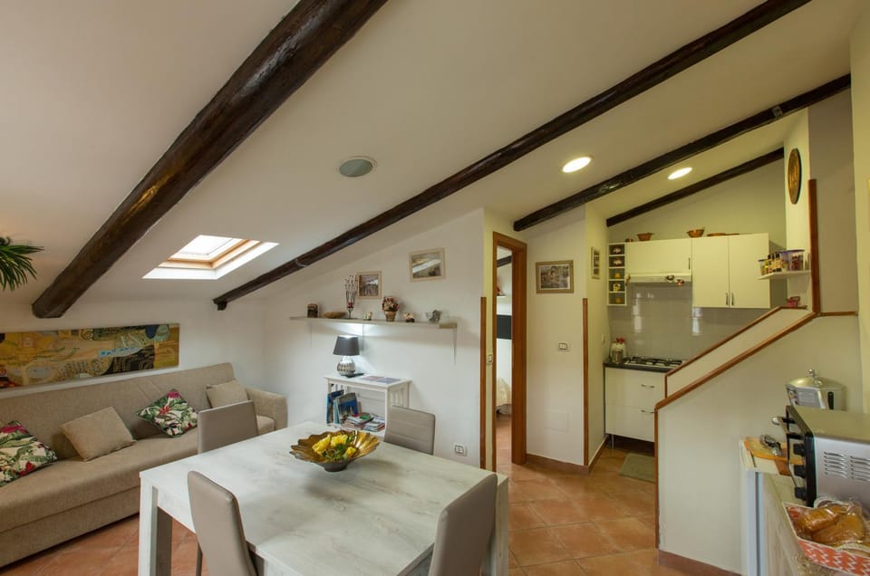 La Mansarda House in Naples
