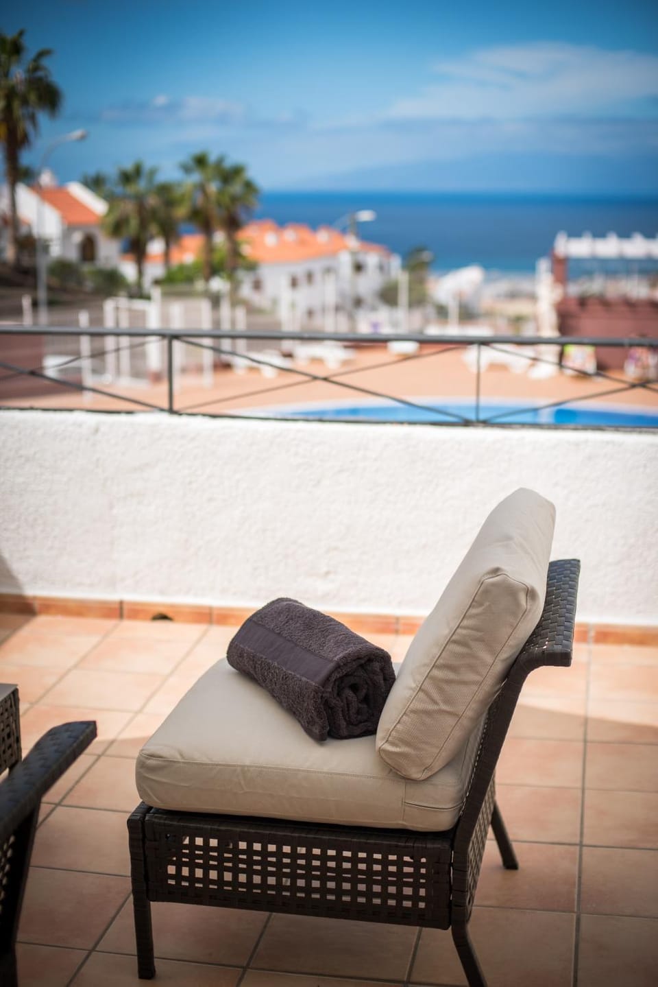 Balcony/Terrace, City view, Landmark view, Pool view, Sea view, Street view