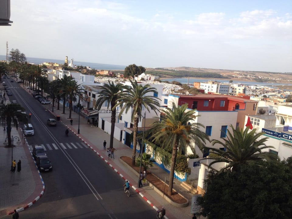 Day, Neighbourhood, Bird's eye view, City view, Sea view, Street view, Location