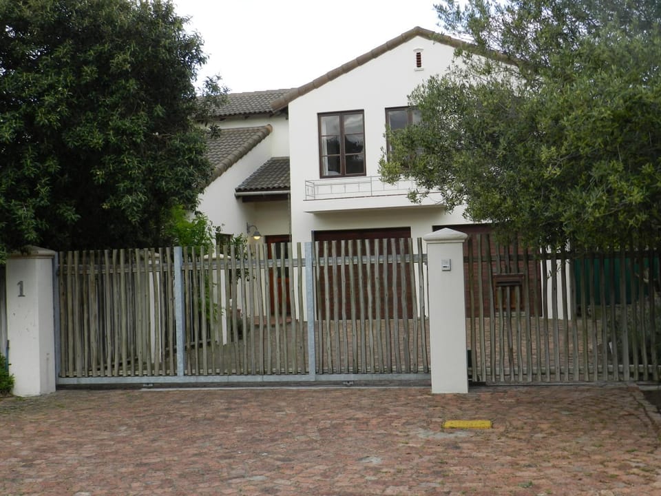 Sunset at Diluta House in Cape Town