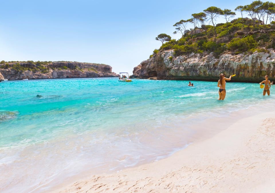 Nearby landmark, Natural landscape, Beach