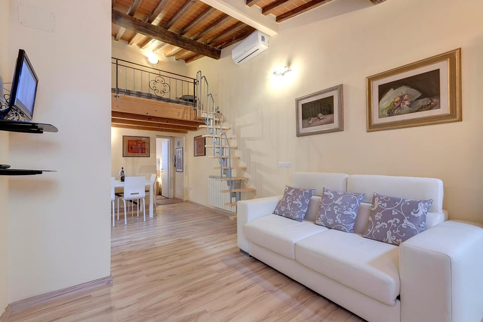 Residenza MONNA LISA Apartment in Florence