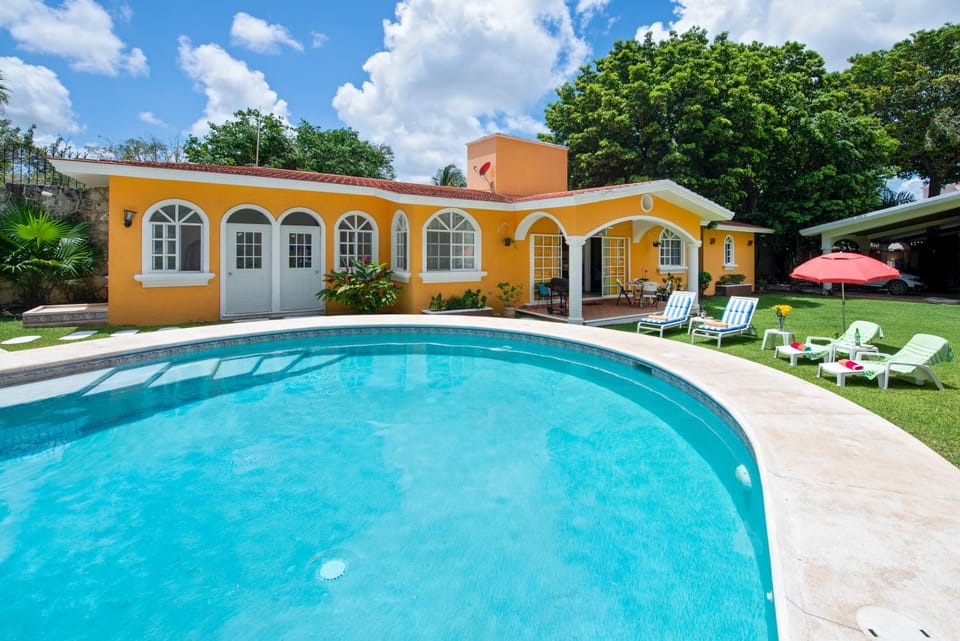 Swimming pool