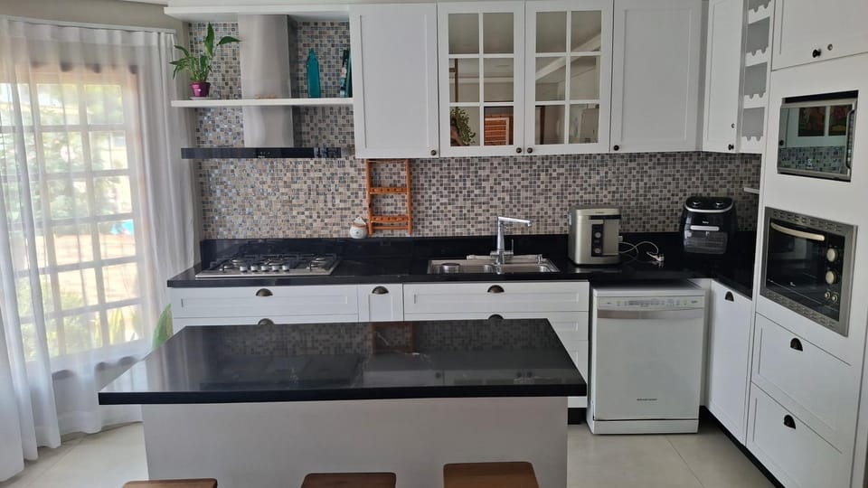 Casa na Praia dos Ingleses com Piscina House in Florianopolis