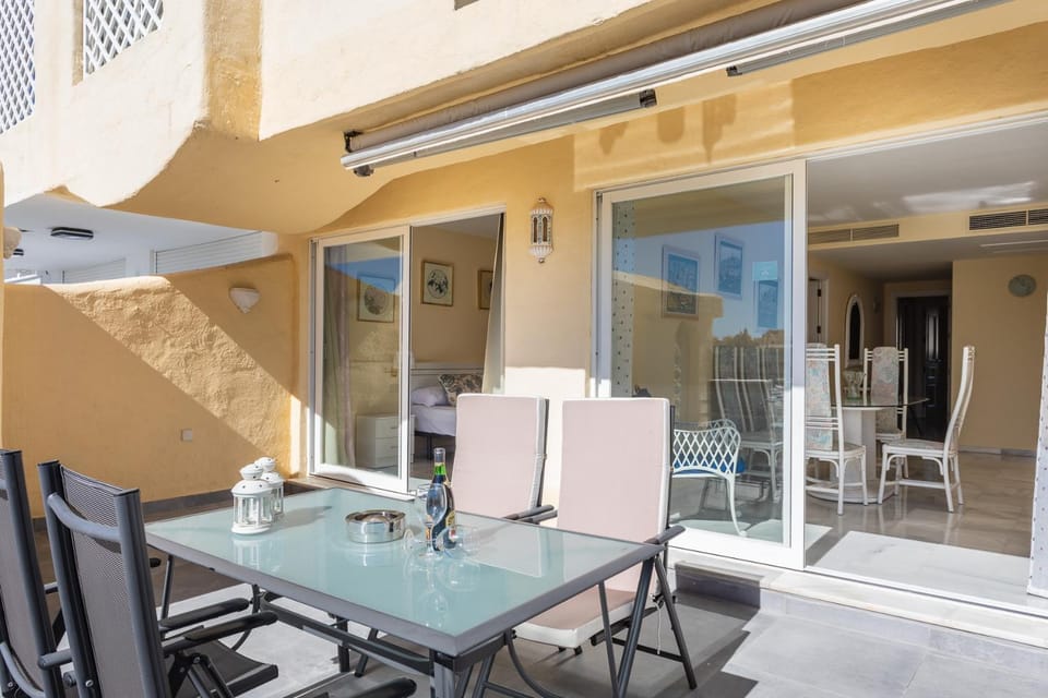 Balcony/Terrace, Dining area