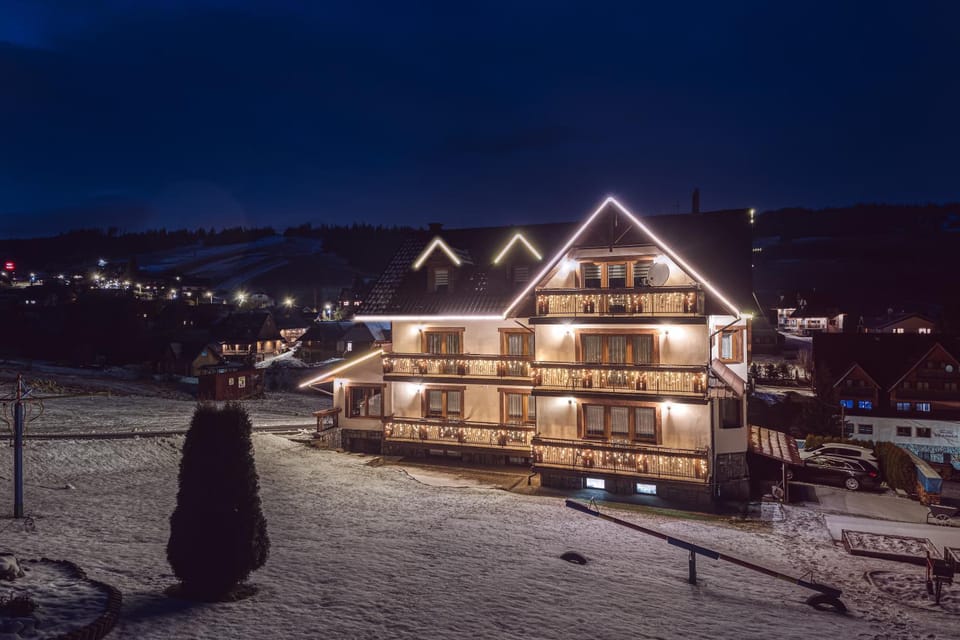 Property building, Neighbourhood, Winter