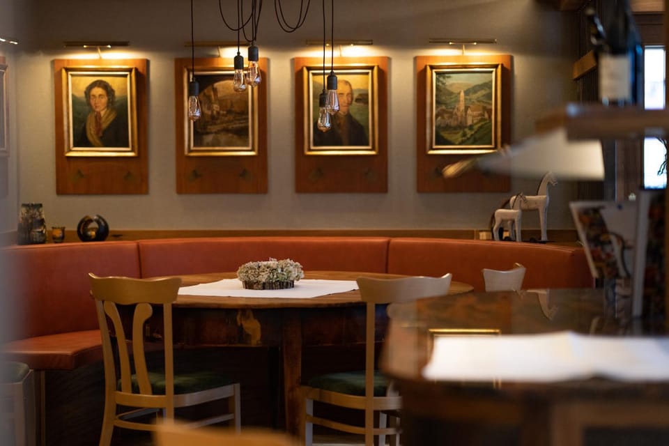 Restaurant/places to eat