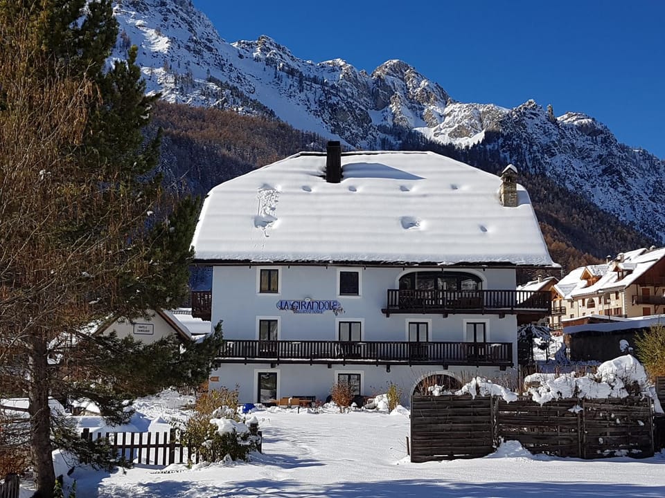 Property building, Winter