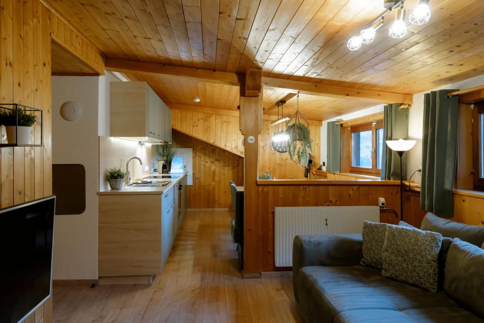 Living room, Dining area, kitchen