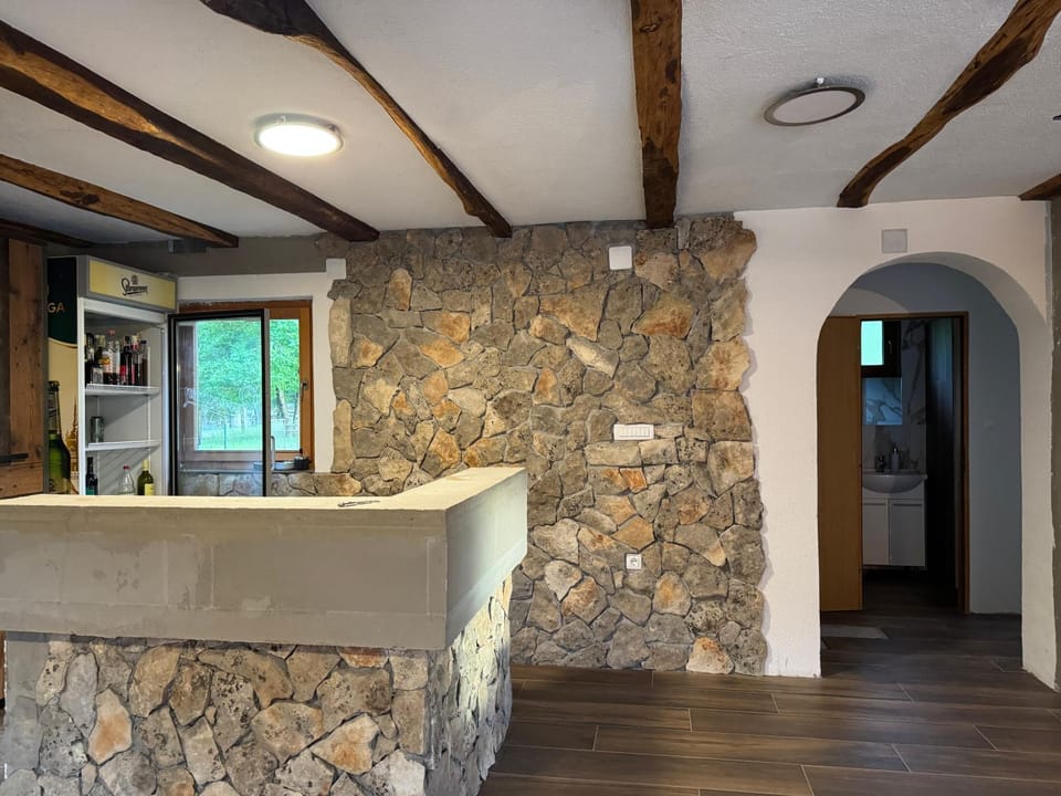Kuća za odmor DIKKA Brušane Lika House in Zadar County