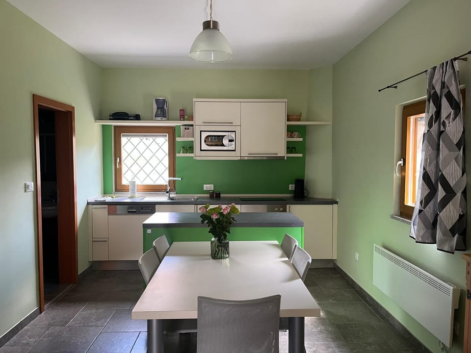 Počitniška hiša Pri Kuštrču Apartment in Friuli-Venezia Giulia