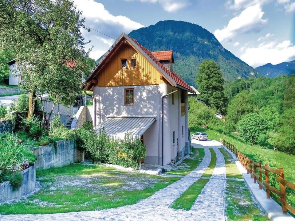 Počitniška hiša Pri Kuštrču Apartment in Friuli-Venezia Giulia