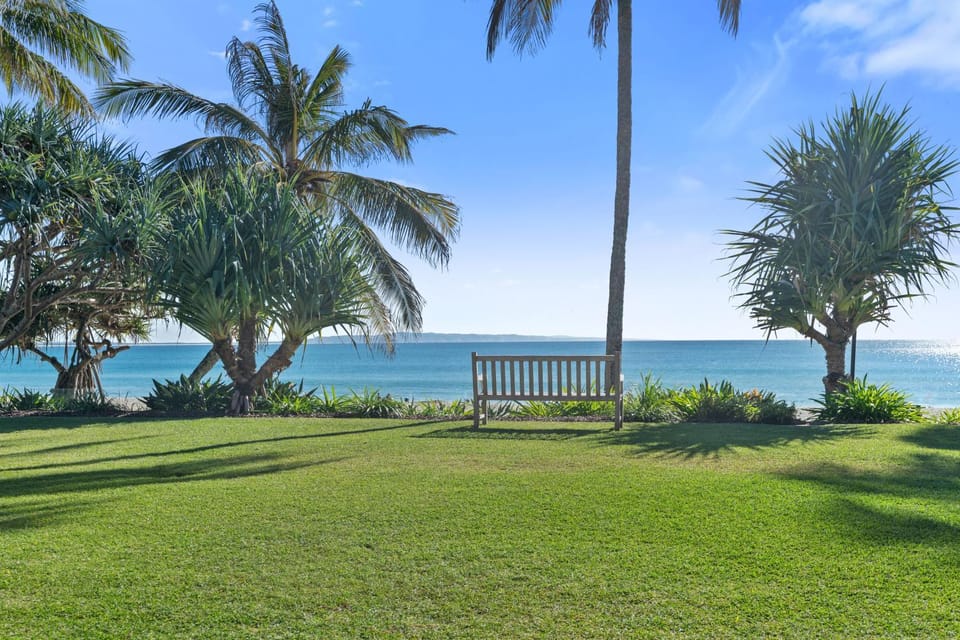 Day, Natural landscape, Garden, View (from property/room), Beach, Garden view, Garden view, Sea view