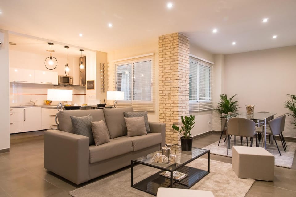 Kitchen or kitchenette, Living room, Seating area, Dining area