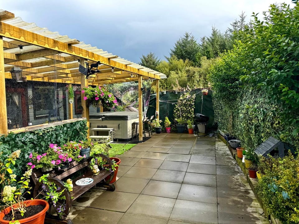 Property building, Garden