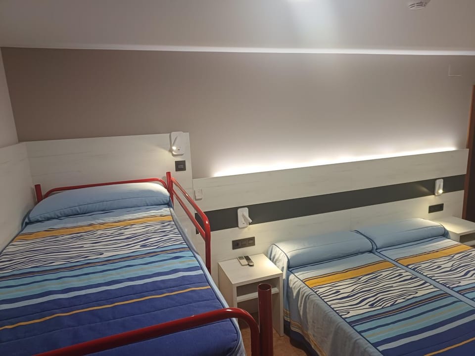 bunk bed