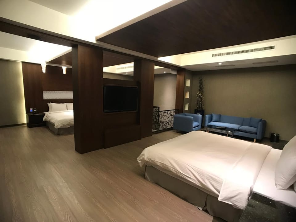 Photo of the whole room
