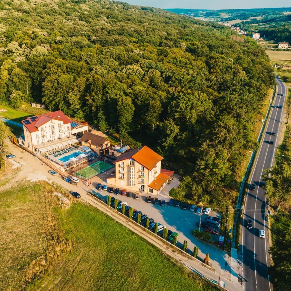 Property building, Bird's eye view