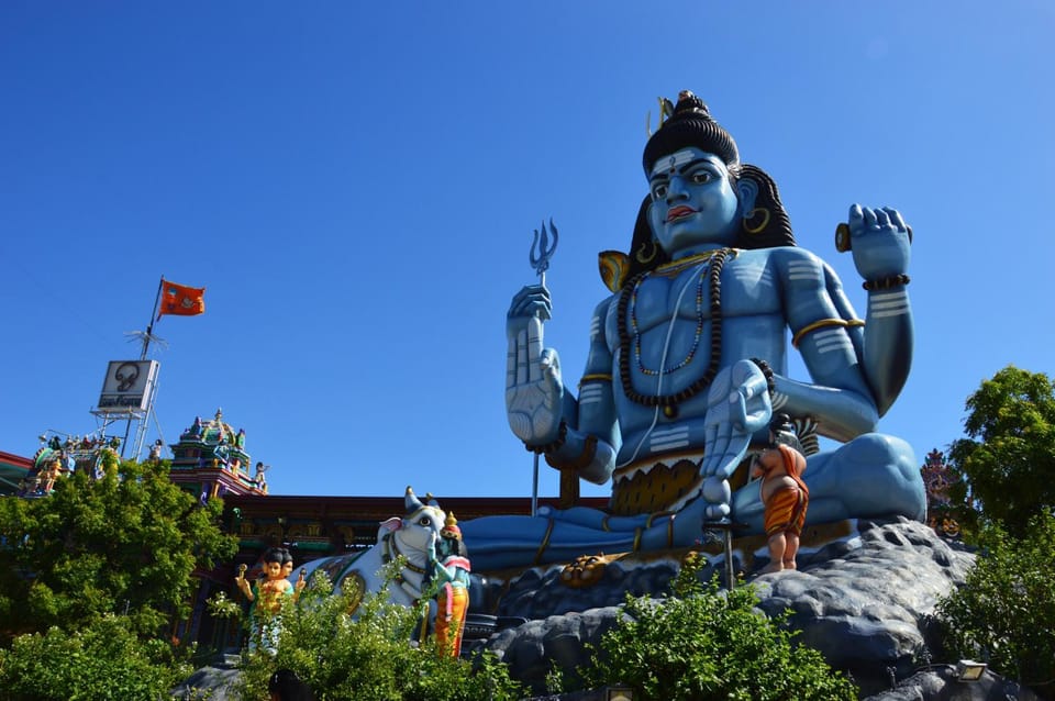 Nearby landmark