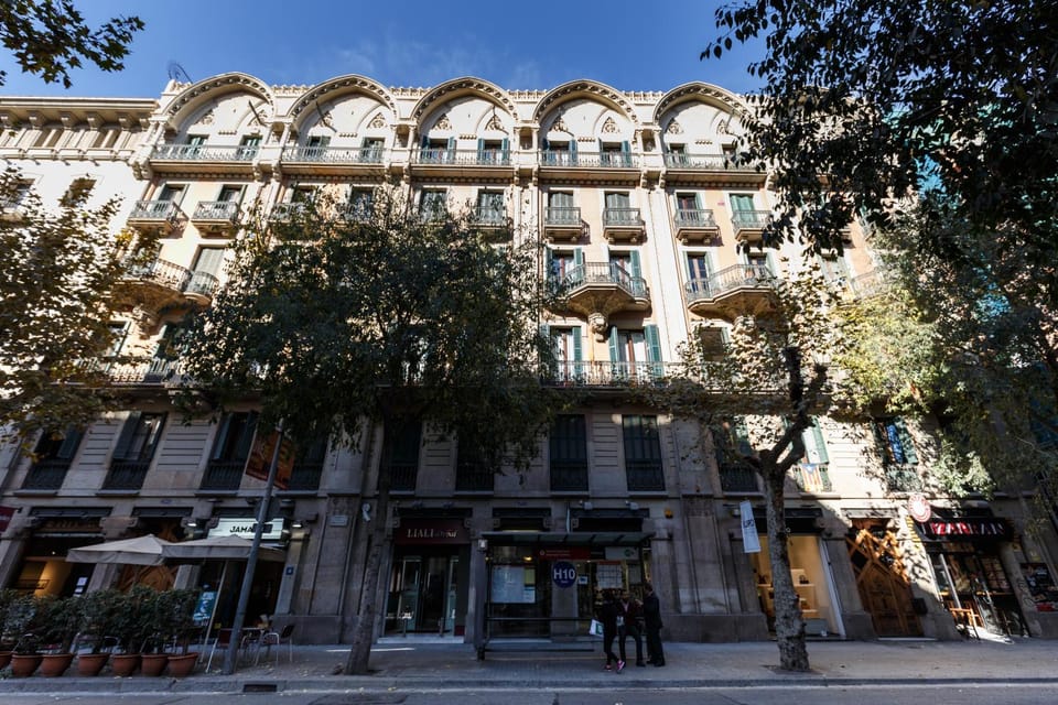 Property building, Day
