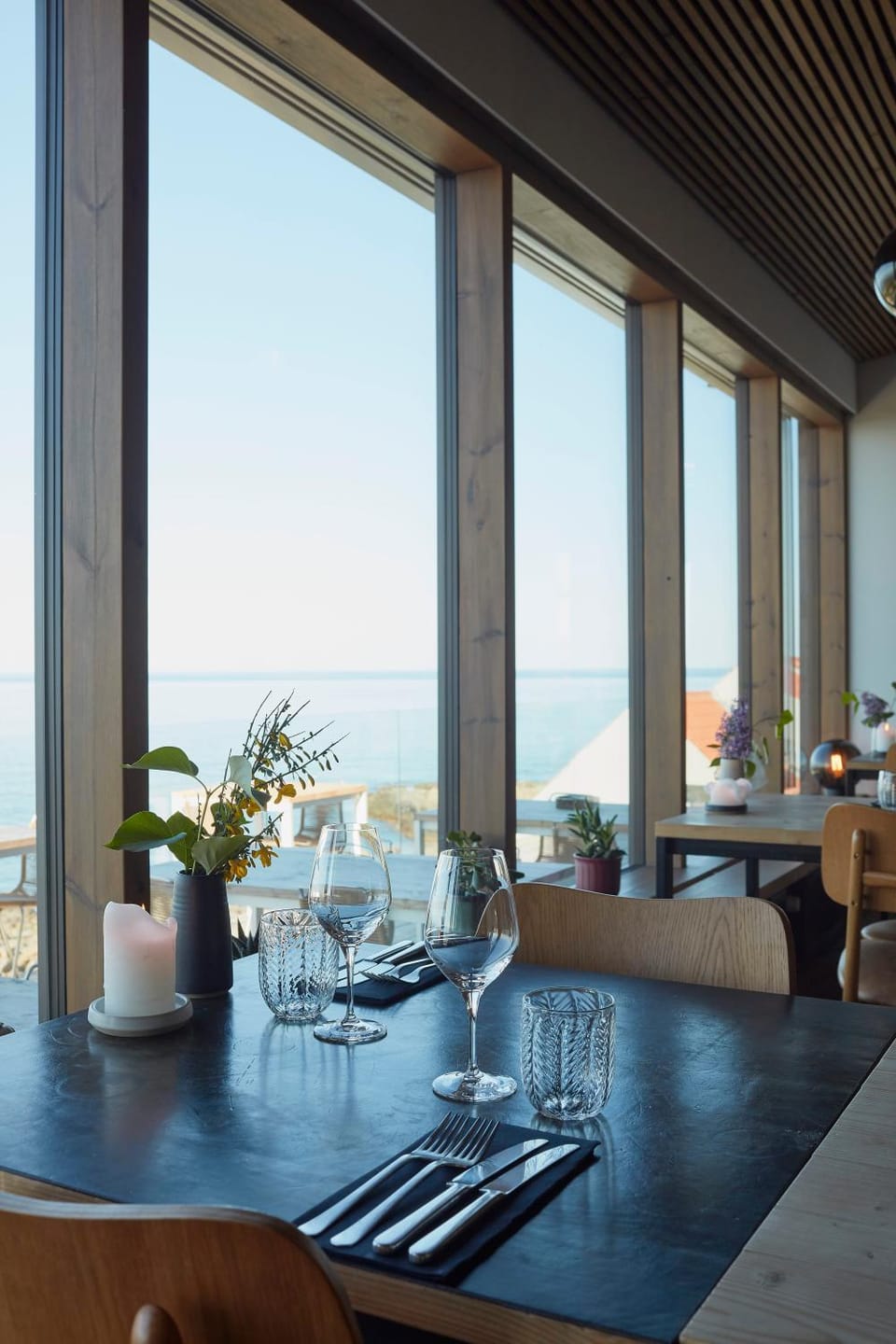 Restaurant/places to eat, Dining area