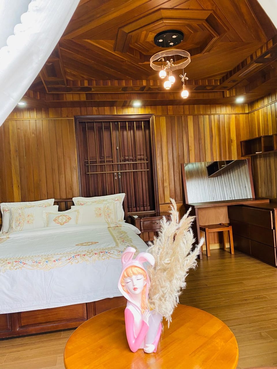 Khamy Riverside Villa Resort in Hoi An