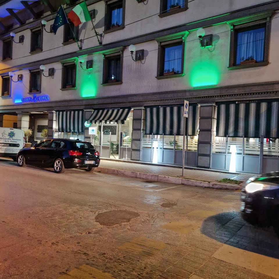 Property building, Street view