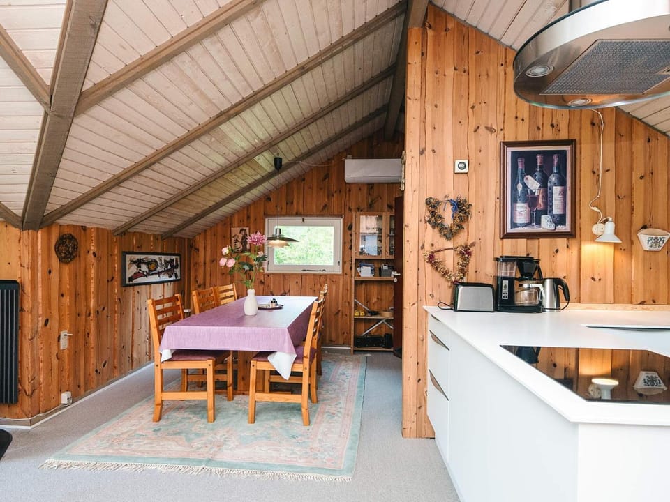 6 person holiday home in Oksbøl House in Henne Kirkeby